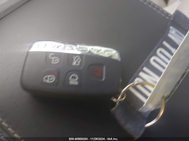 2023 JAGUAR F-TYPE SAJDD1EE4PCK80533 Photo 10