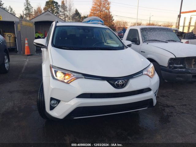 JTMRFREV7JD229493 Toyota Rav4 Adventure/xle