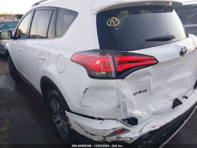 JTMRFREV7JD229493 Toyota Rav4 Adventure/xle