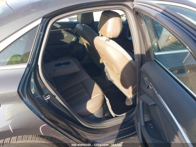 WAUGUDGY2NA079014 Audi 40 tfsi