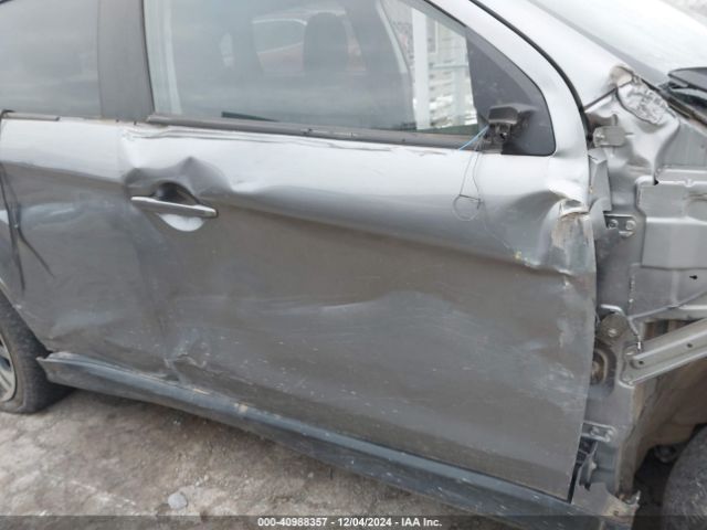JA4ARUAU9NU015920 Mitsubishi Outlander Sport 2.0 Es