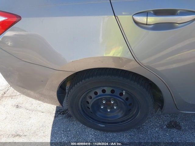 Toyota COROLLA LE 2016 2T1BURHE8GC636814 Image 18