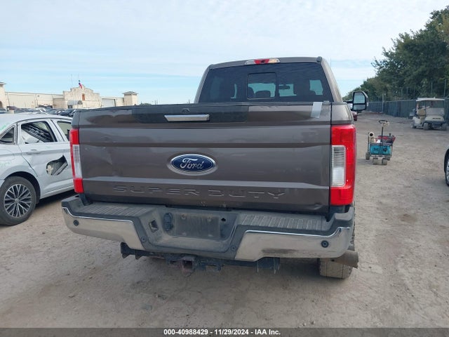 Ford F-250 Xlt 2018 1FT7W2BT1JEC06383 Image 16