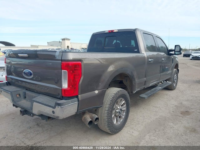Ford F-250 Xlt 2018 1FT7W2BT1JEC06383 Image 4