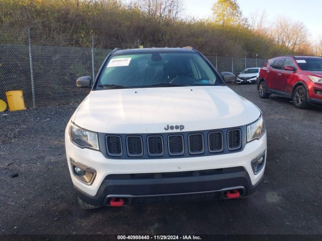3C4NJDDB2JT417615 Jeep Compass Trailhawk 4x4