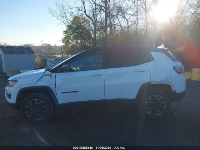 3C4NJDDB2JT417615 Jeep Compass Trailhawk 4x4