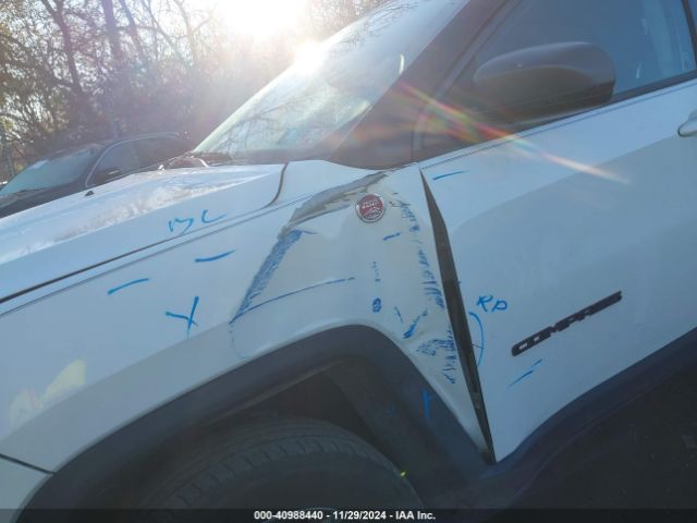 3C4NJDDB2JT417615 Jeep Compass Trailhawk 4x4