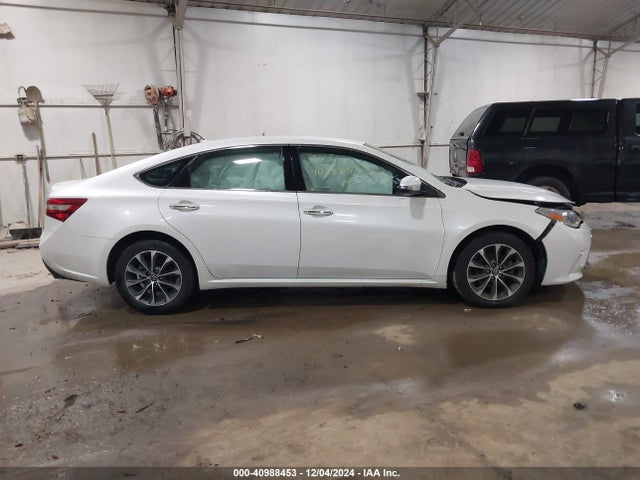 Toyota AVALON XLE 2018 4T1BK1EB1JU278060 Image 13
