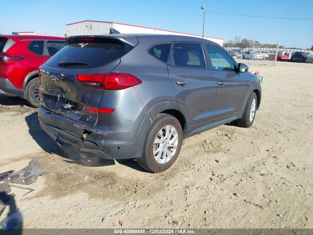Hyundai TUCSON SE 2019 KM8J23A46KU893087 Image 4