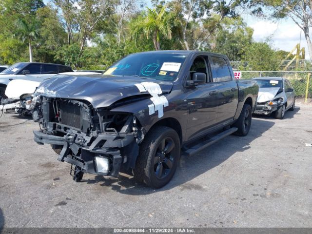 1C6RR6KG2JS285551 RAM 1500 Express  4x2 5'7 Box