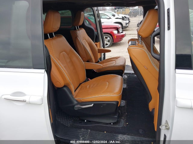 Chrysler Pacifica Hybrid Pinnacle 2023 2C4RC1N75PR506529 Image 8