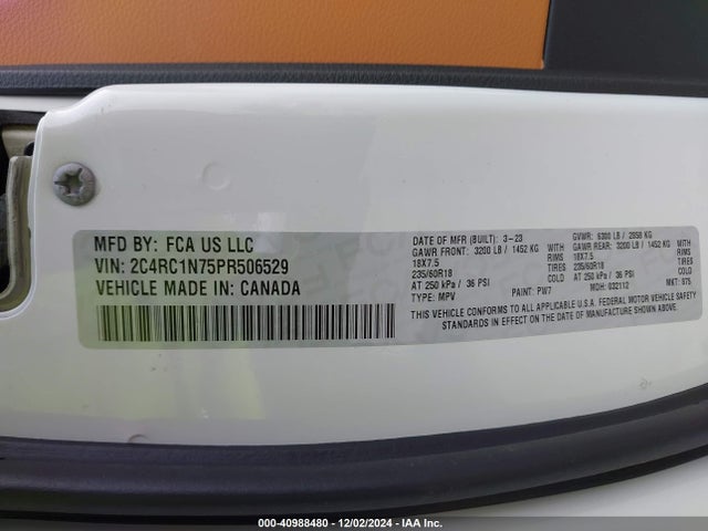 Chrysler Pacifica Hybrid Pinnacle 2023 2C4RC1N75PR506529 Image 9
