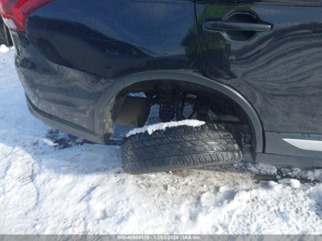JA4AZ3A32KJ001422 Mitsubishi Outlander Sel