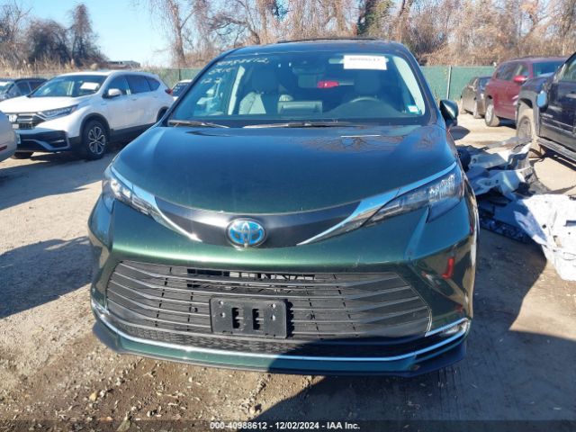 5TDJSKFC9RS140067 Toyota SIENNA XLE