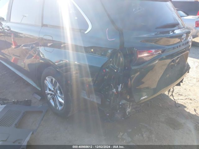 5TDJSKFC9RS140067 Toyota SIENNA XLE