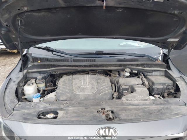 KNDMB5C12F6040647 KIA SEDONA LX
