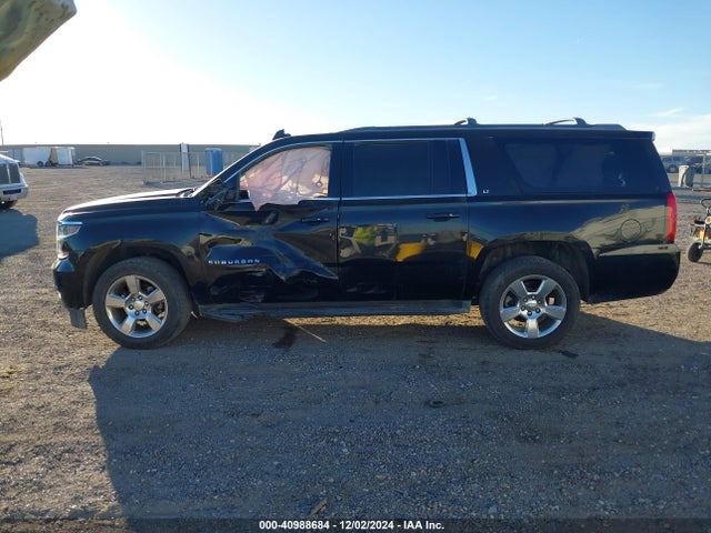 Chevrolet Suburban Lt 2017 1GNSCHKC4HR231696 Image 14