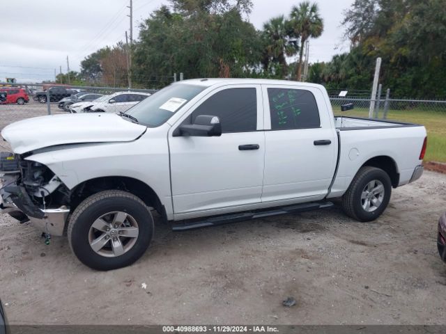 3C6RR7KG3PG621620 RAM 1500 Classic Tradesman  4x4 5'7 Box