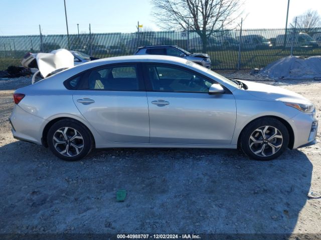 3KPF24AD9LE196058 KIA Forte Lxs