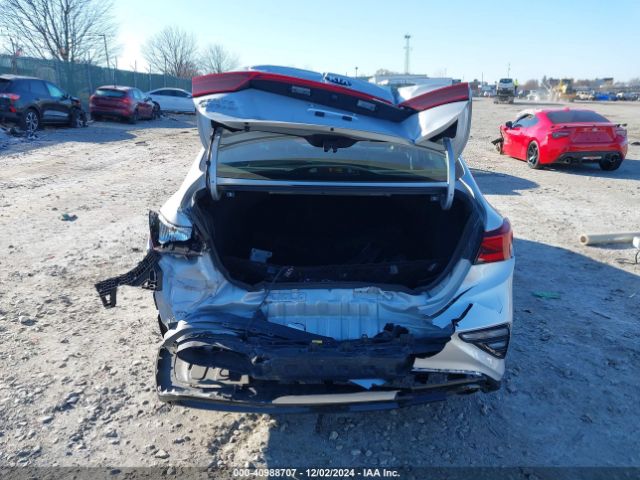 3KPF24AD9LE196058 KIA Forte Lxs