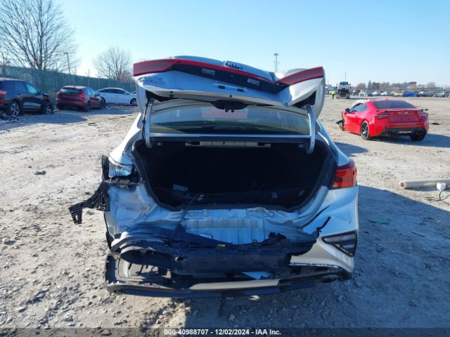 3KPF24AD9LE196058 KIA Forte Lxs