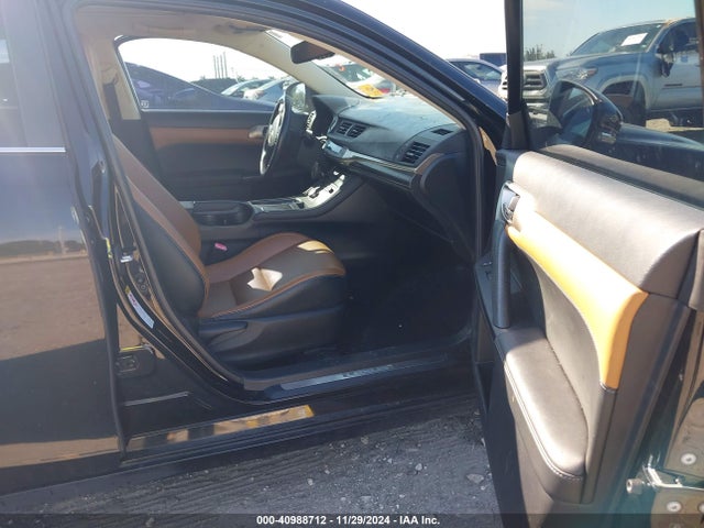 Lexus CT 200H 2015 JTHKD5BHXF2227544 Image 5