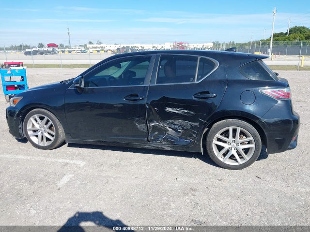 Lexus CT 200H 2015 JTHKD5BHXF2227544 Image 6