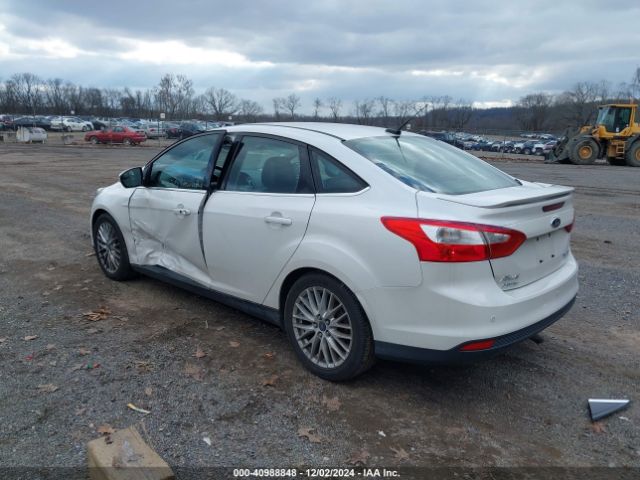 1FADP3J21EL404970 Ford Focus Titanium