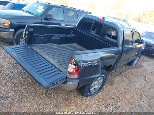 Toyota Tacoma Double Cab 2014 5TFLU4ENXEX093332 Image 4