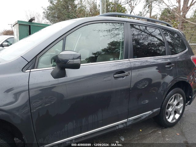 JF2SJAWC1JH602925 Subaru Forester 2.5i Touring