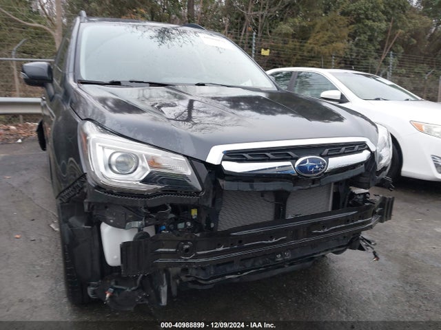 JF2SJAWC1JH602925 Subaru Forester 2.5i Touring