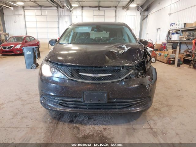2C4RC1DG0HR571534 Chrysler Pacifica Touring