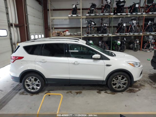 1FMCU9J91EUD43432 Ford Escape Titanium