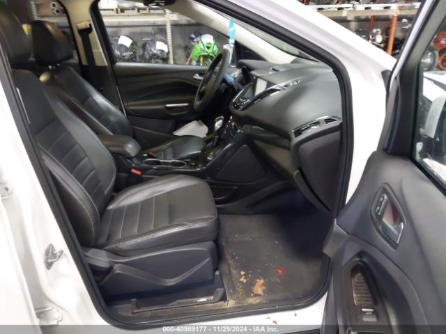 1FMCU9J91EUD43432 Ford Escape Titanium