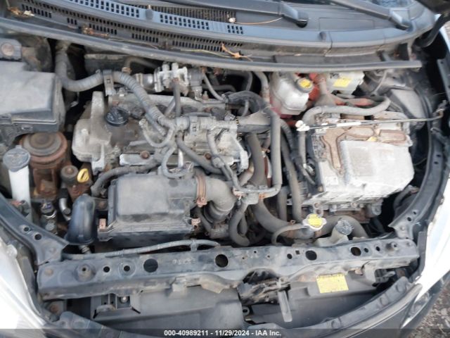 JTDKDTB38E1558198 Toyota Prius C One