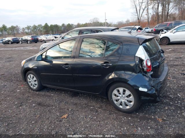 JTDKDTB38E1558198 Toyota Prius C One