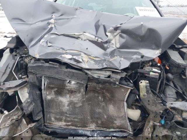 2HKRM4H3XFH619055 Honda CR-V LX
