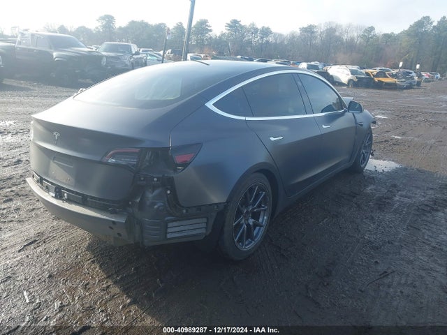 2018 TESLA MODEL 3 5YJ3E1EB0JF114159 Photo 3