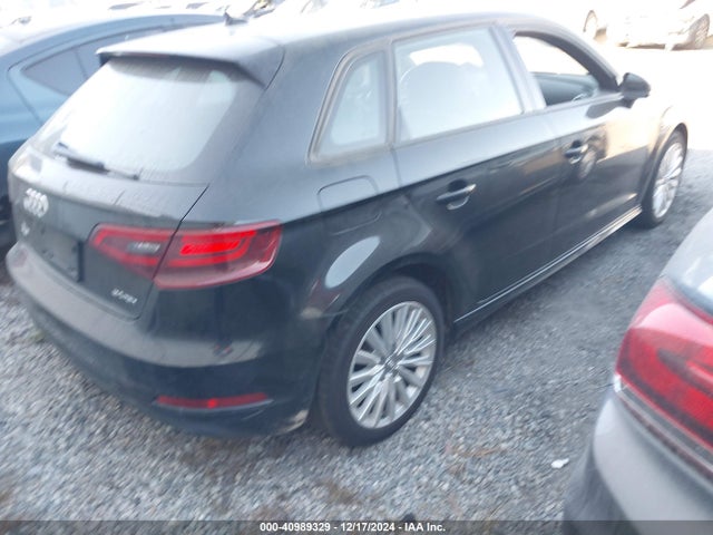 WAUUPBFF9GA104282 Audi A3 E-tron 1.4t Premium