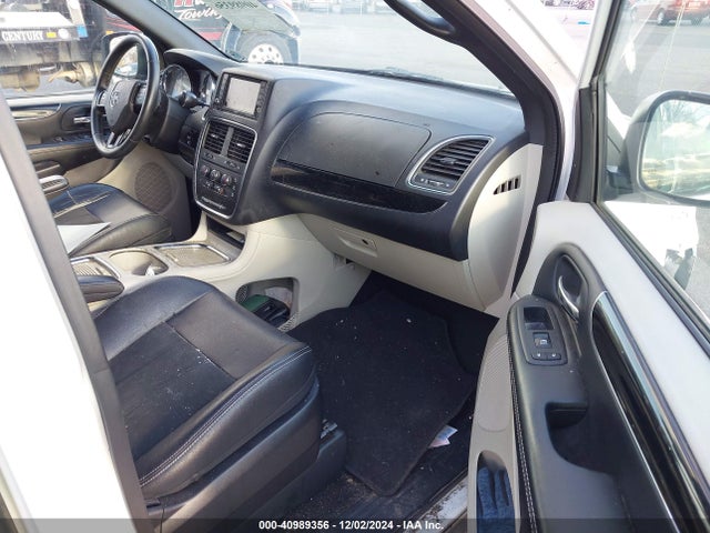 2C4RDGCG9KR775287 Dodge Grand Caravan Sxt