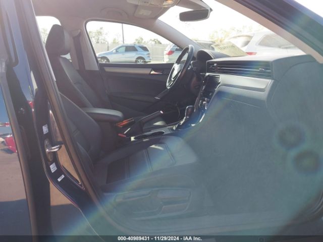 1VWSA7A33LC009556 Volkswagen Passat 2.0t Se