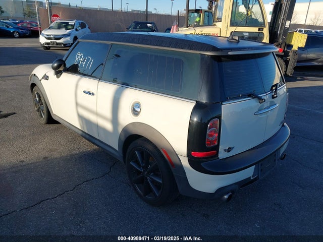 2012 MINI COOPER S CLUBMAN WMWZG3C5XCTY39018 Photo 2