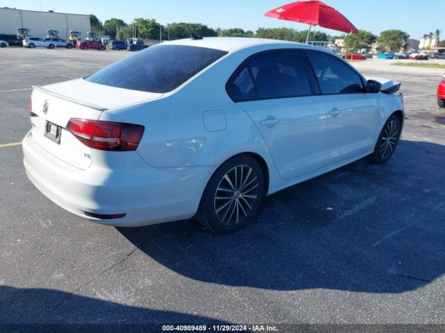 3VWD17AJ7GM364872 Volkswagen Jetta 1.8t Sport
