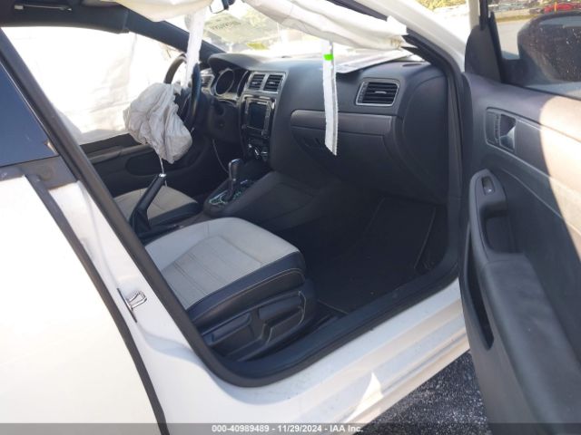 3VWD17AJ7GM364872 Volkswagen Jetta 1.8t Sport