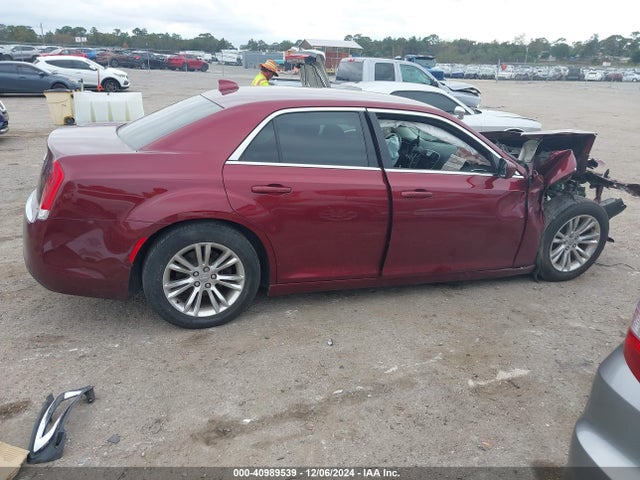 Chrysler 300 Touring 2019 2C3CCAAG8KH628896 Image 13