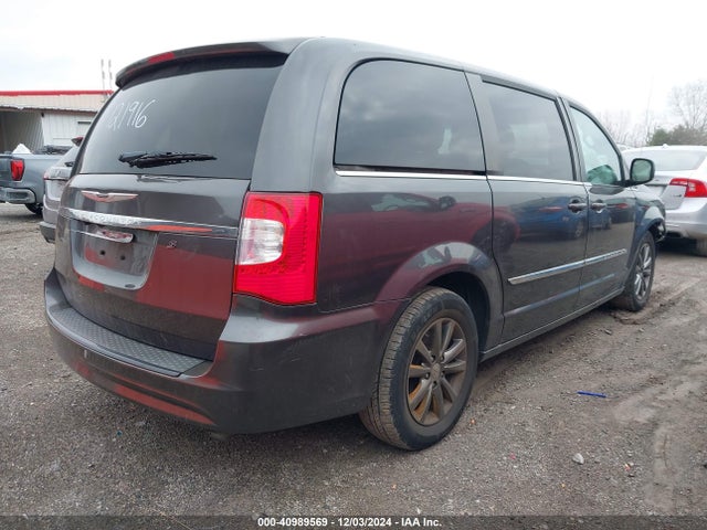 2C4RC1HGXGR121916 Chrysler Town & Country S