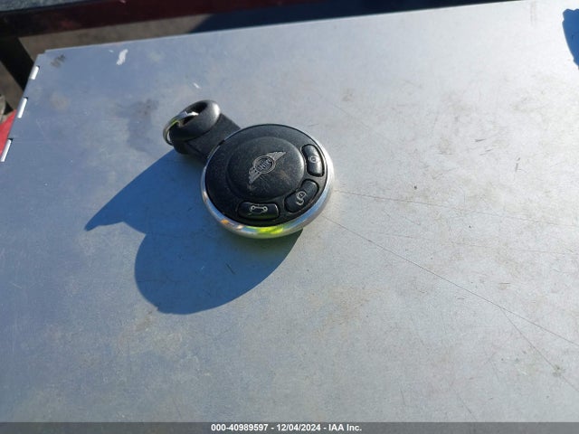 2009 MINI COOPER S CLUBMAN WMWMM33539TP92720 Photo 10