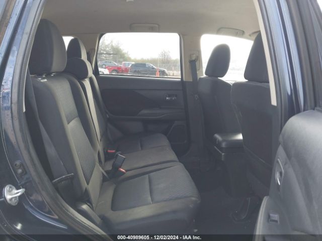 JA4AZ3A31EZ003149 Mitsubishi Outlander Se