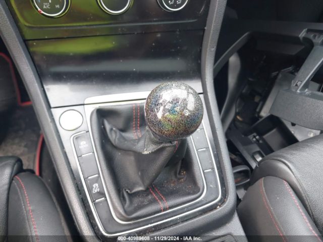3VW5T7AU6FM000921 Volkswagen Golf Gti 2.0t Se 4-door
