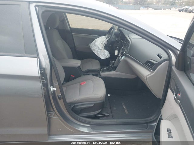 5NPD74LF2KH494761 Hyundai ELANTRA SE